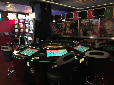Universo Salón De Juego Y Apuestas Deportivas Gran Via