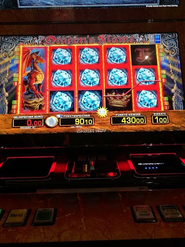 Golden Play Spielhalle