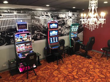 Daisy's SLOTS and Video Gaming Cafe