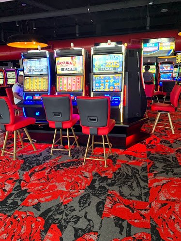 Colonial Downs + Rosie's Gaming