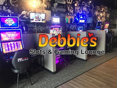Debbie's Slots Lounge - Mt Carmel
