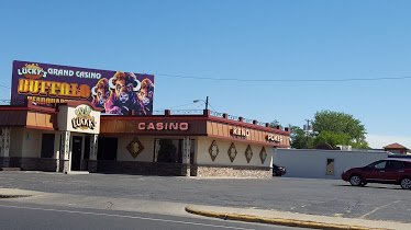 Lucky's Grand Casino