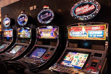 Fitzpatrick's Casino - Slots and Roulette
