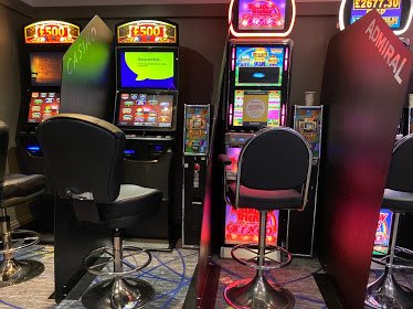 Admiral Casino and Bingo: Clifton