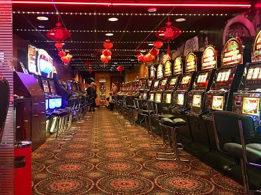 Admiral Casino: Beeston