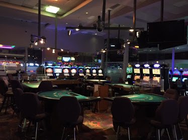 Yak Plaza Universidad