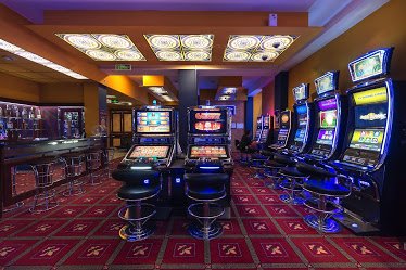 Ð˜Ð³Ñ€Ð°Ð»Ð½Ð° Ð·Ð°Ð»Ð° Admiral