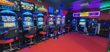 Minikasino Black&Red Salón laguna Park