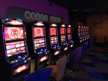 Salón de juegos ARCADIA