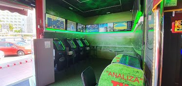 Minikasino Black&Red Salón Manhatan